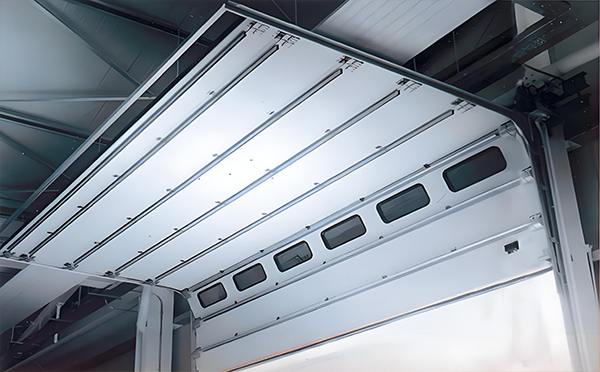 察布查尔工业滑升门