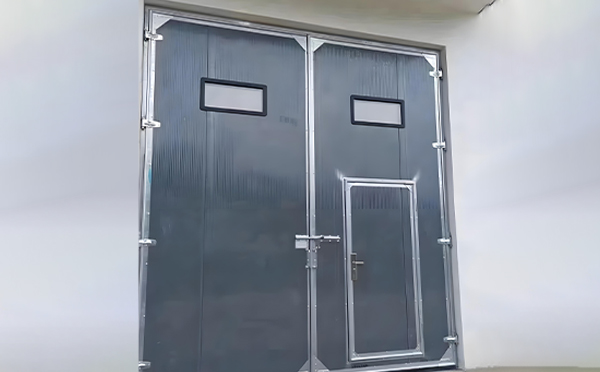 察布查尔厂房保温门