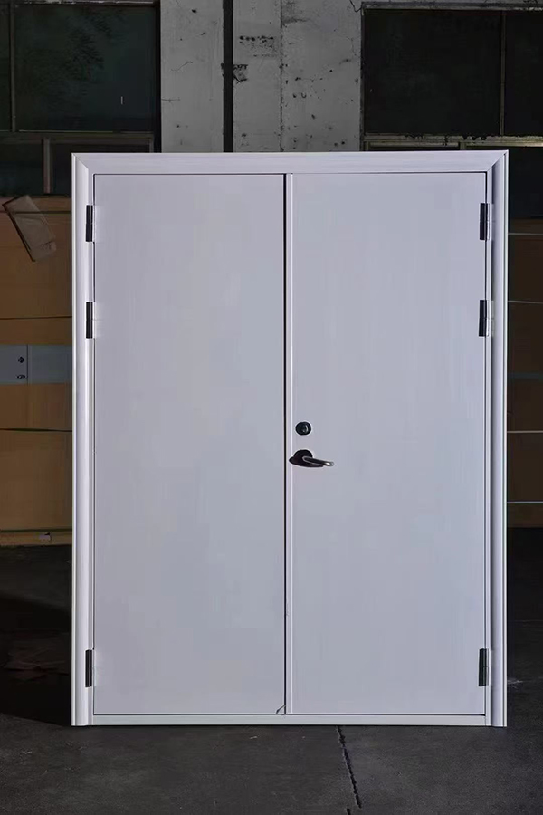 酒店项目完成公共区域察布查尔防火门布设